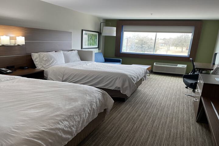 Holiday Inn Express & Suites Brenham South by IHG