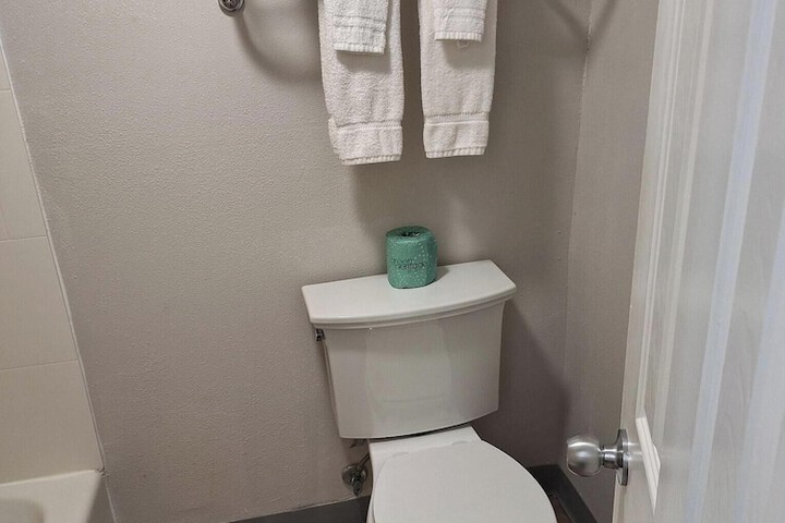 Room 15 of 31