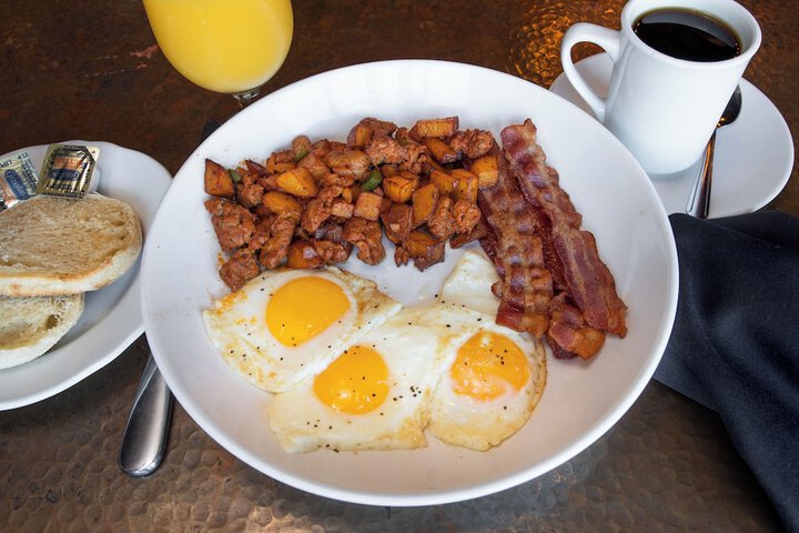 Breakfast/Coffee Service 27 of 38