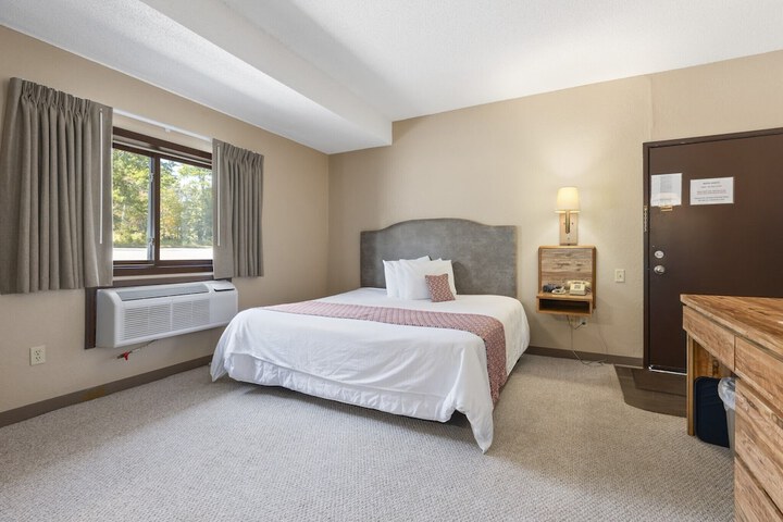Room 6 of 15