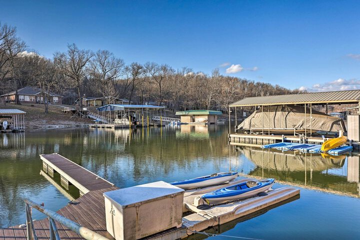 Pet-friendly Grand Lake House w / Dock & Kayaks!