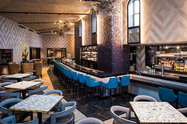 LondonHouse Chicago Curio Collection by Hilton