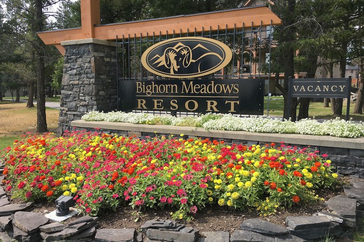 Bighorn Meadows Resort