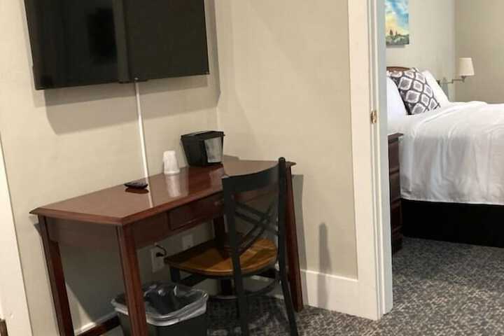 Room 38 of 47
