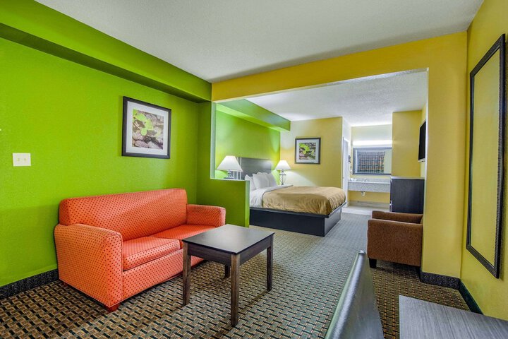 Room 22 of 30