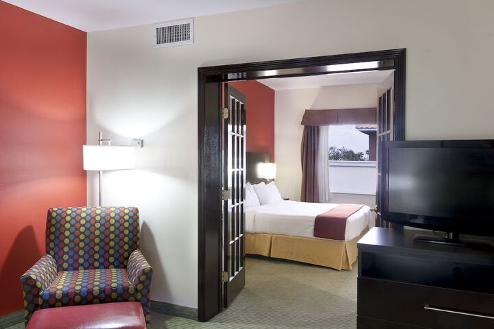 Holiday Inn Express Hotel & Suites Brownsville by IHG