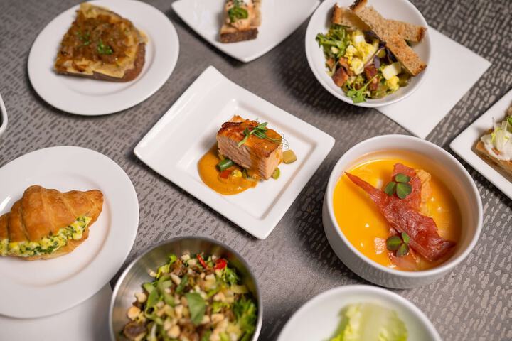 Dining 86 of 111