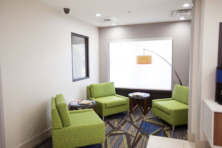 Hotel 12 of 76