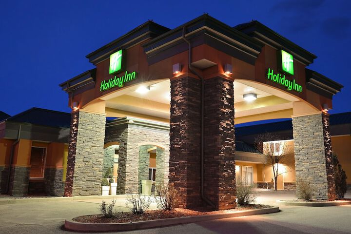 Hotel 5 of 64