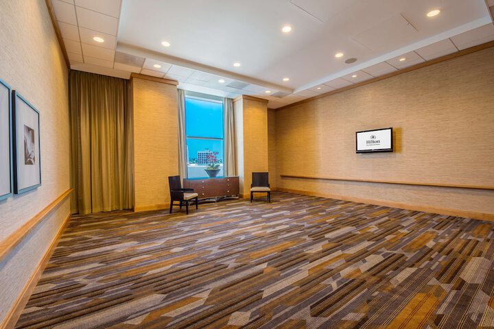 Hilton San Diego Bayfront
