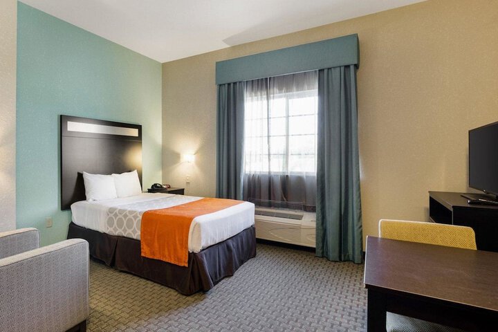 Room 20 of 34