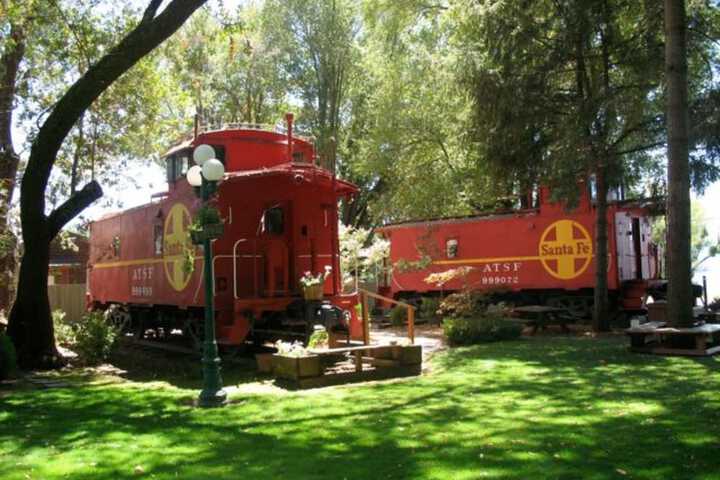 Featherbed Railroad B & B Resort