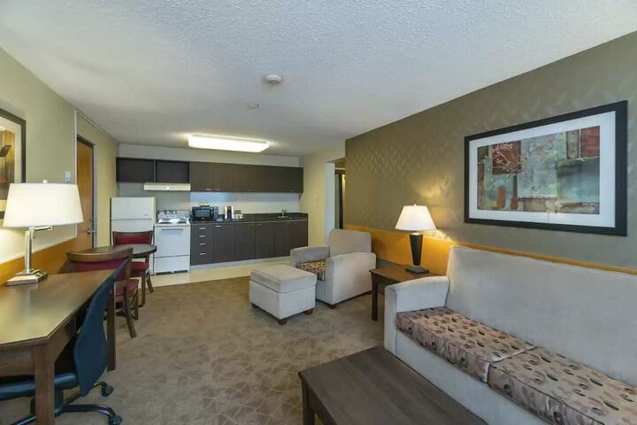 Prestige Riverside Lodge