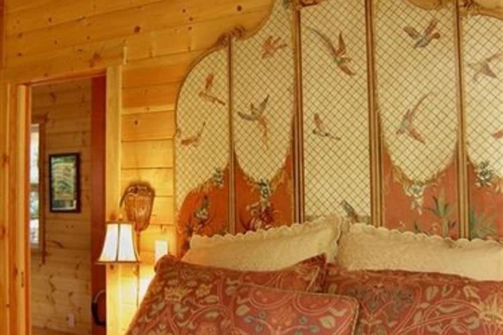 Room 11 of 22