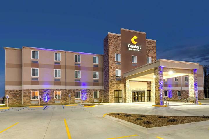 Comfort Inn & Suites Salina North