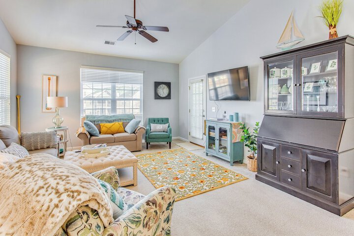 Golf Swim & Explore: Sunset Beach Family Condo!
