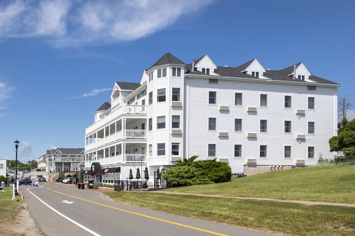 Union Bluff Hotel & Meeting House