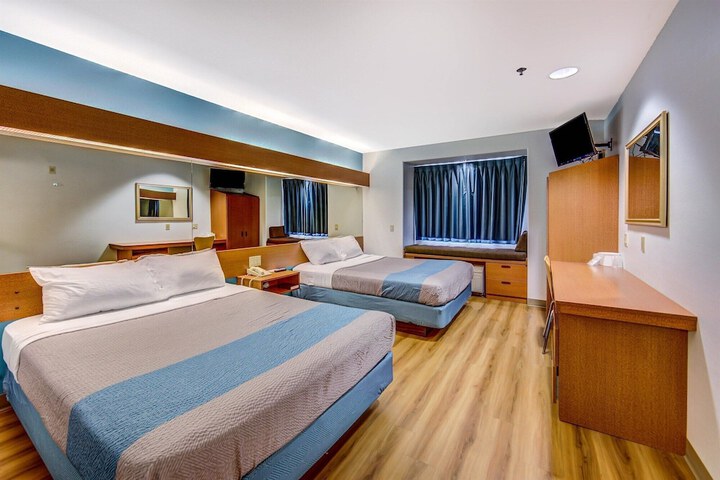 Motel 6 Sutherlin OR