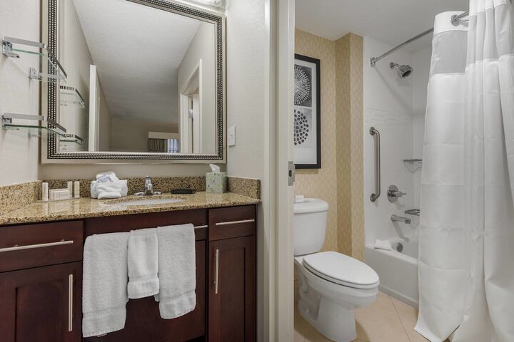 Room 21 of 47