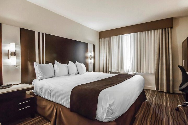 Room 14 of 37