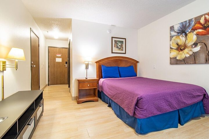 Room 8 of 45