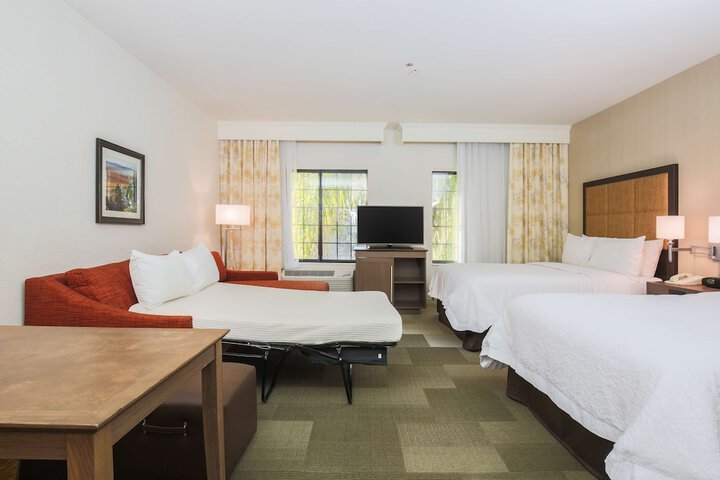 Room 19 of 51