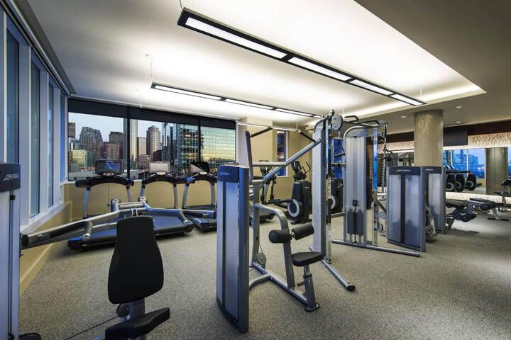 Global Luxury Suites at Boston Seaport