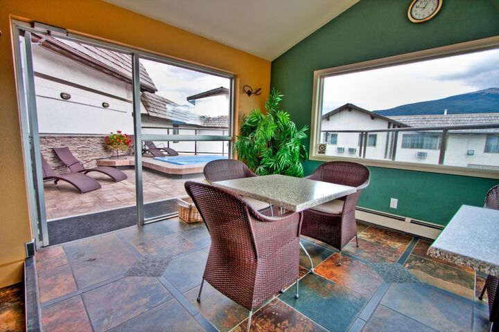 Terrace/Patio 27 of 31