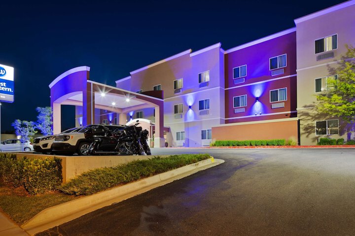 Hotel 2 of 20