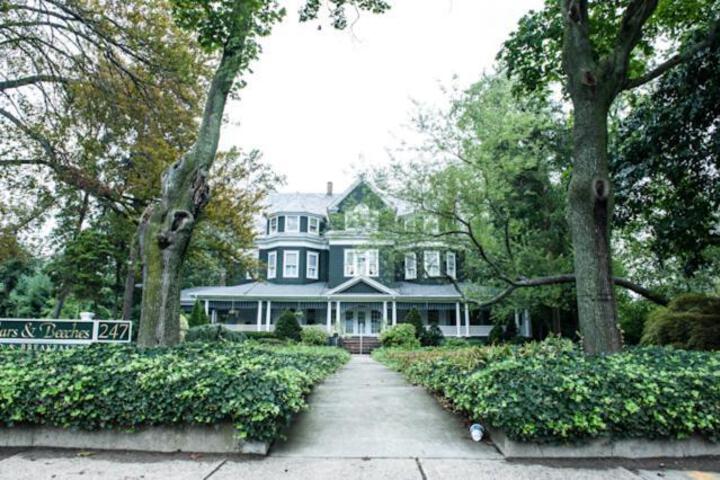 CEDARS AND BEECHES BED & BREAKFAST INN