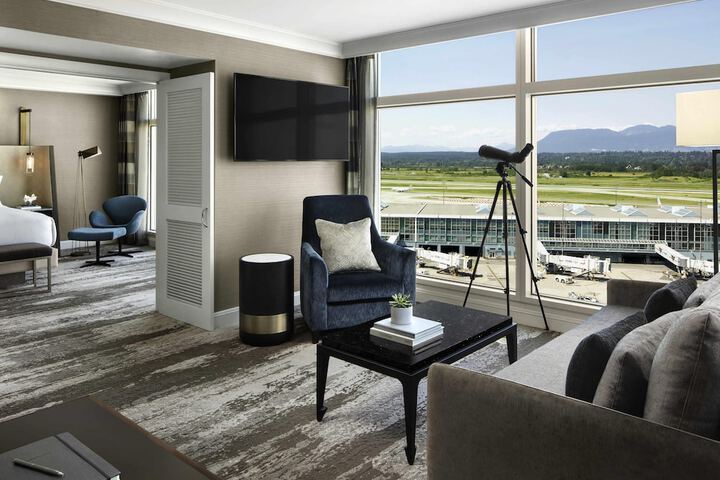 Fairmont Vancouver Airport In-Terminal Hotel