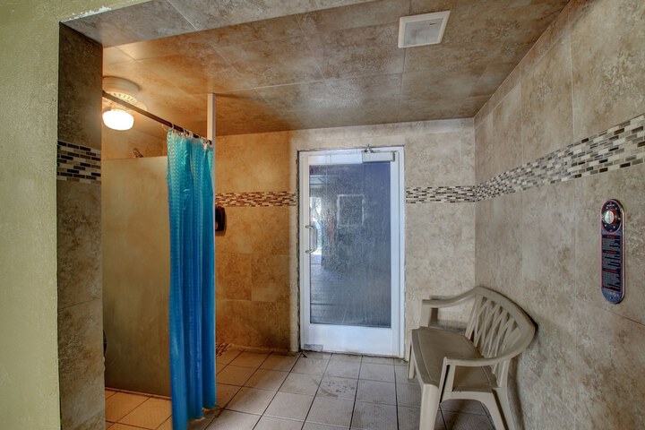Room 45 of 70