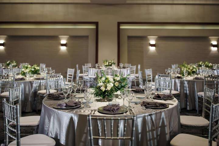 Ballroom/Hall 82 of 87