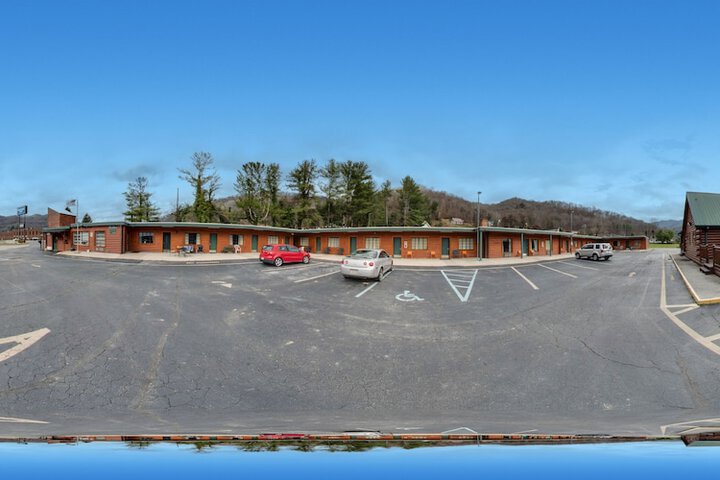 Hotel 12 of 63