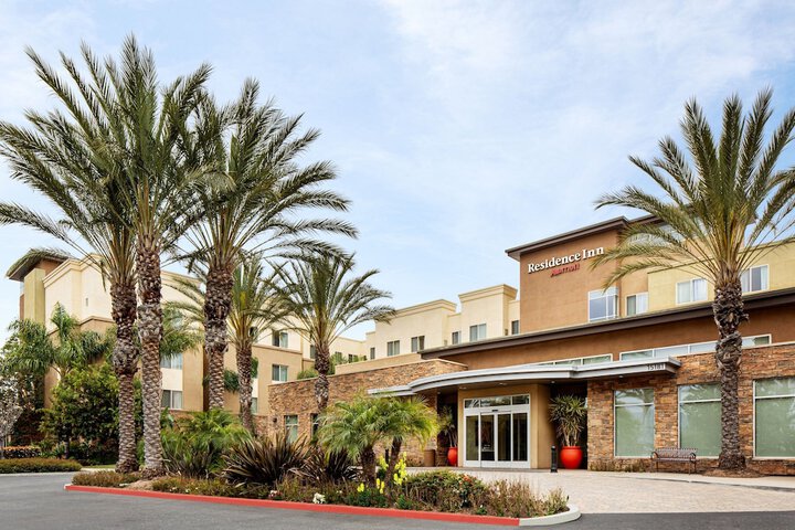 Hotel 4 of 52