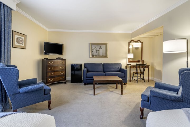 Room 34 of 72