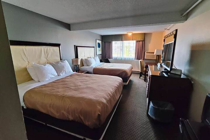 Room 13 of 27