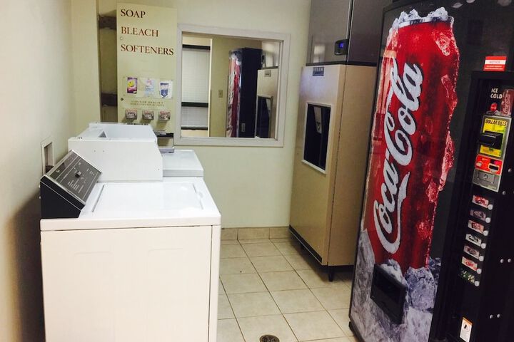 Texas Inn & Suites