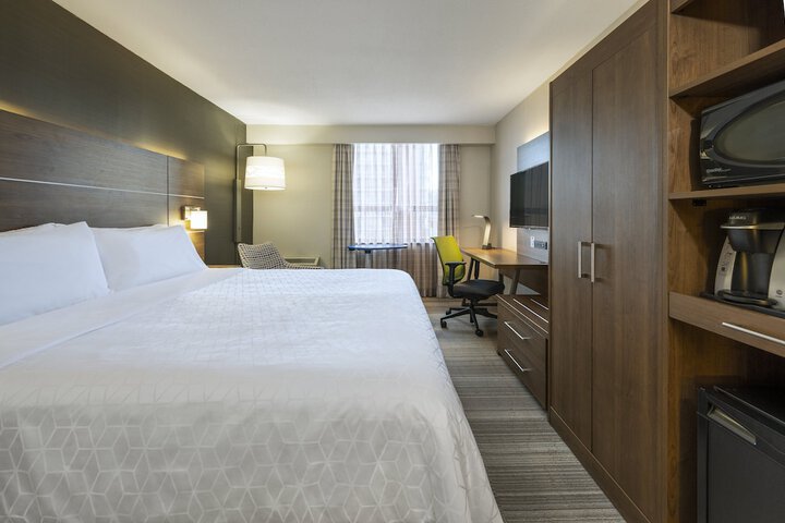Room 31 of 73