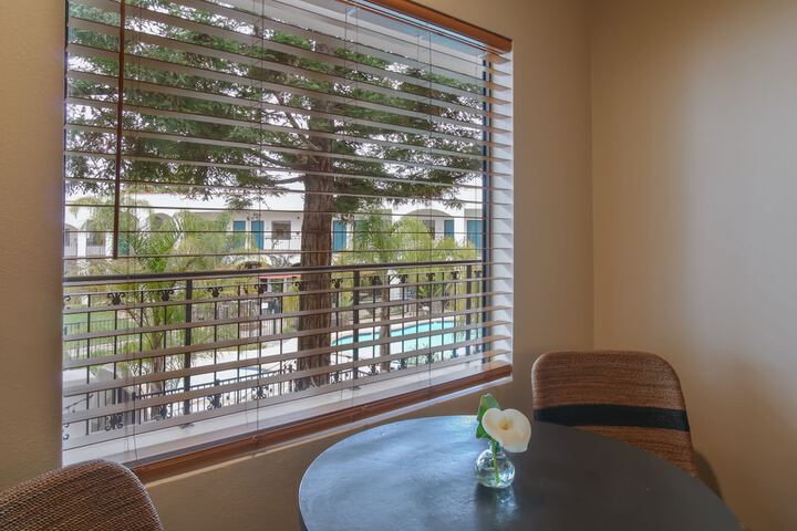 Oxford Suites Pismo Beach