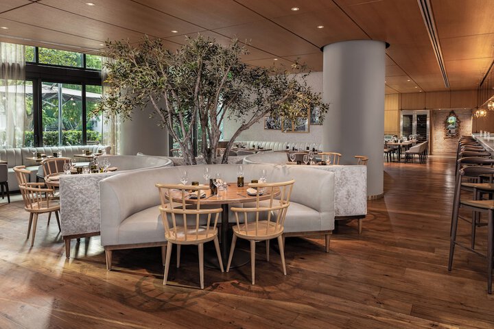 Dining 77 of 113