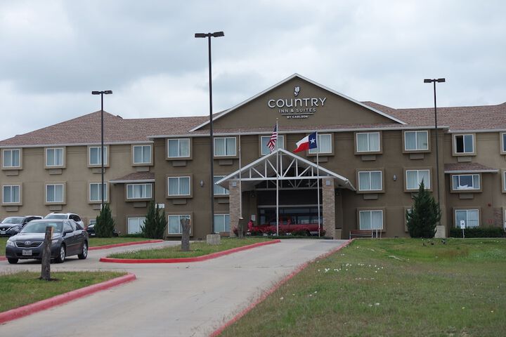 Hotel 3 of 34
