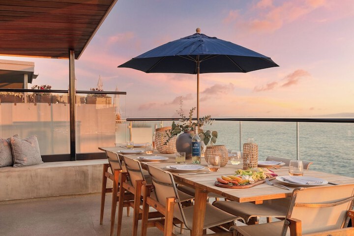 Matador by Avantstay Ocean Front Malibu Pad w / Rooftop Patio