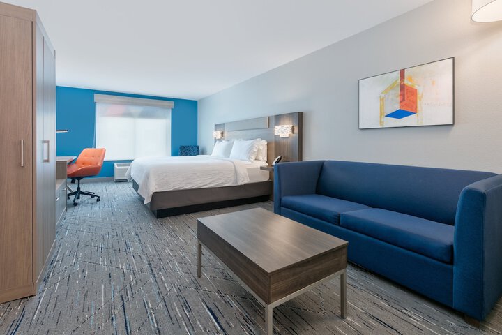 Room 14 of 41