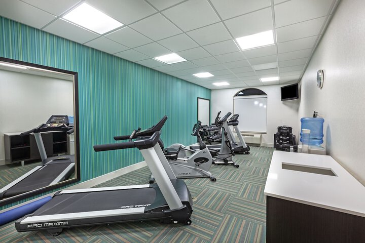 Holiday Inn Express & Suites Shreveport South Park Plaza by IHG