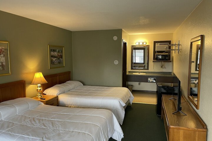 Room 18 of 53