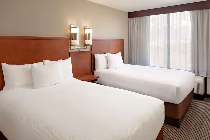 Hyatt Place Ontario / Rancho Cucamonga