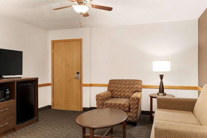 Room 26 of 59