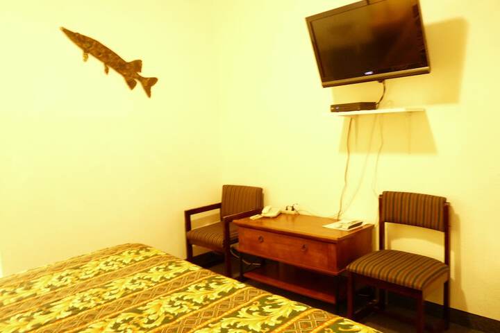 Room 12 of 44
