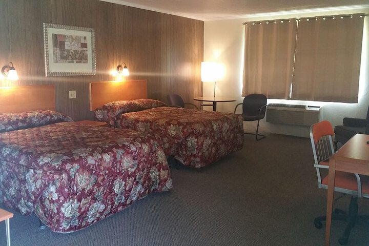 Room 52 of 65